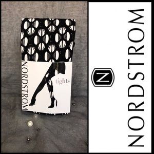 NWT—WOMENS NORDSTROM DOUBLE-WEAVE, GEOMETRIC-DESIGN BLACK TIGHTS/ PANTYHOSE